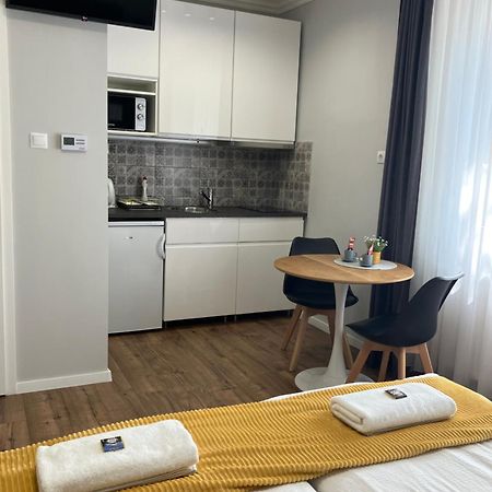 Illa Apartments 埃格尔 外观 照片