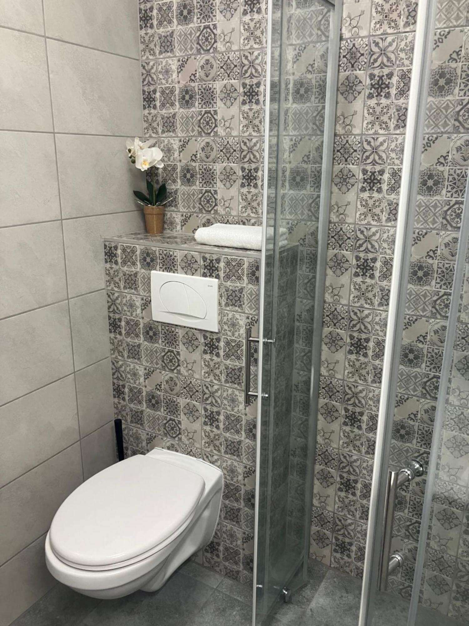 Illa Apartments 埃格尔 外观 照片