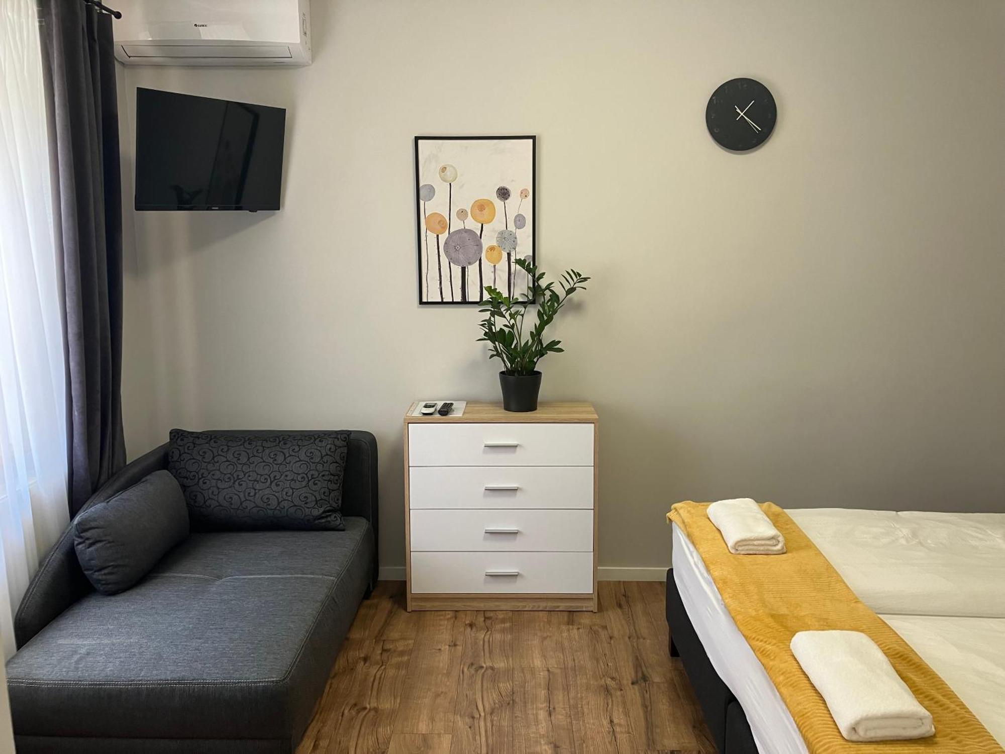 Illa Apartments 埃格尔 外观 照片