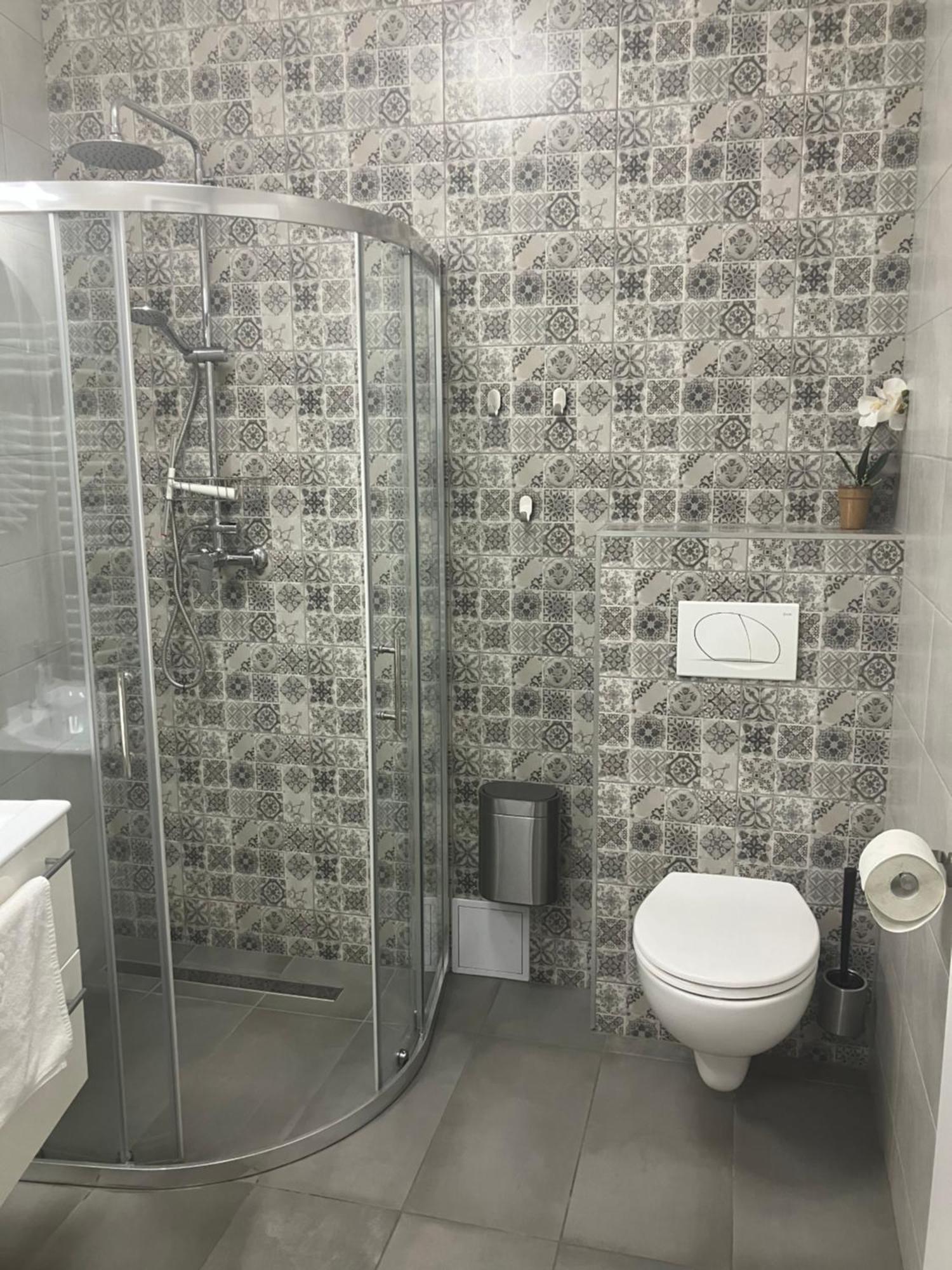 Illa Apartments 埃格尔 外观 照片