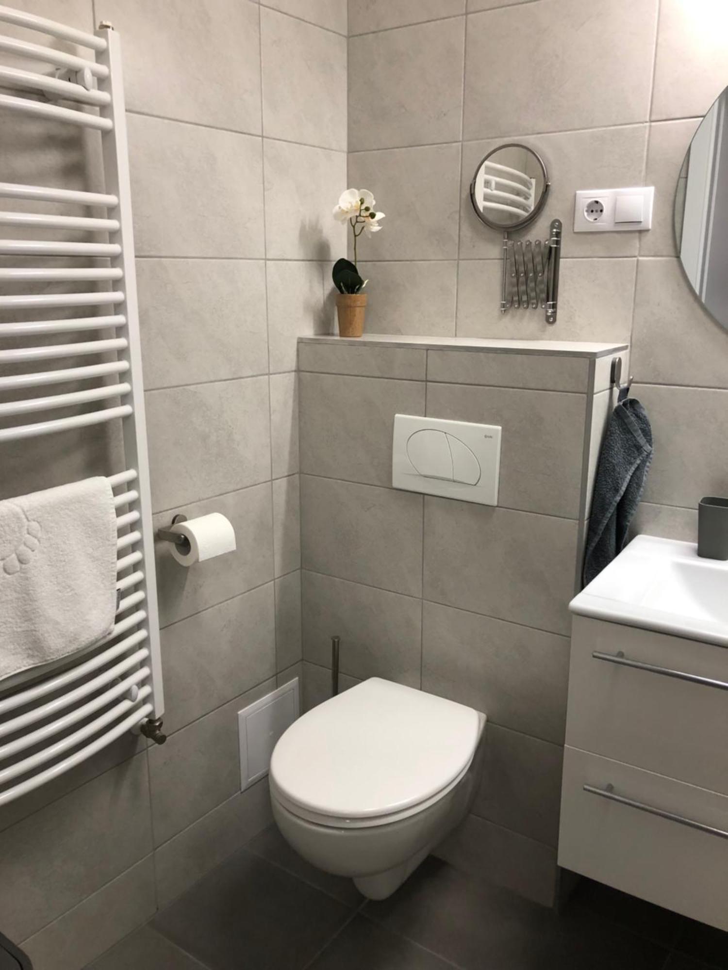 Illa Apartments 埃格尔 外观 照片